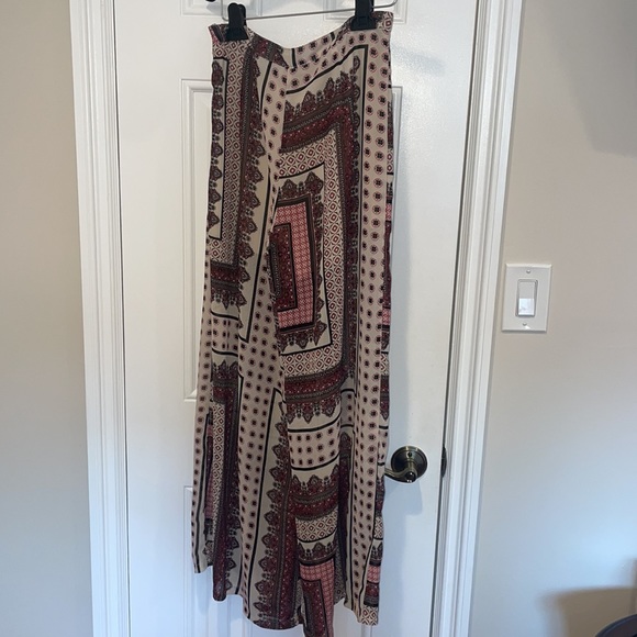 F21 Patterned Festival Pants Size M - Picture 4 of 5